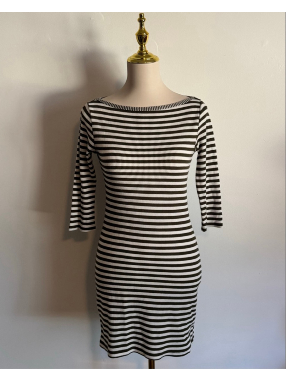 Women's Soprano Striped Long Sleeve Dress S Olive & White